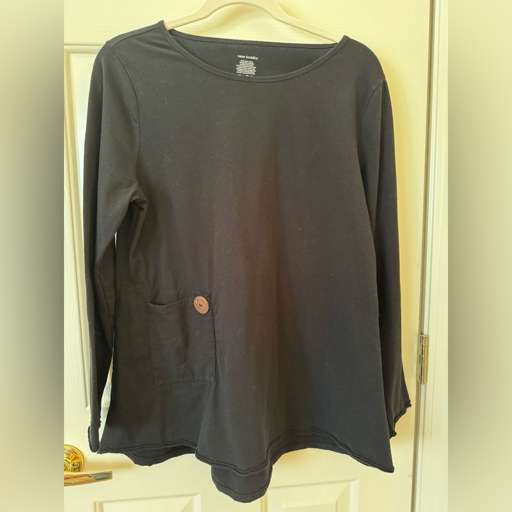 Neon Buddha black tunic top with button detail. Size Large.